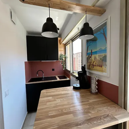 Chez Raka